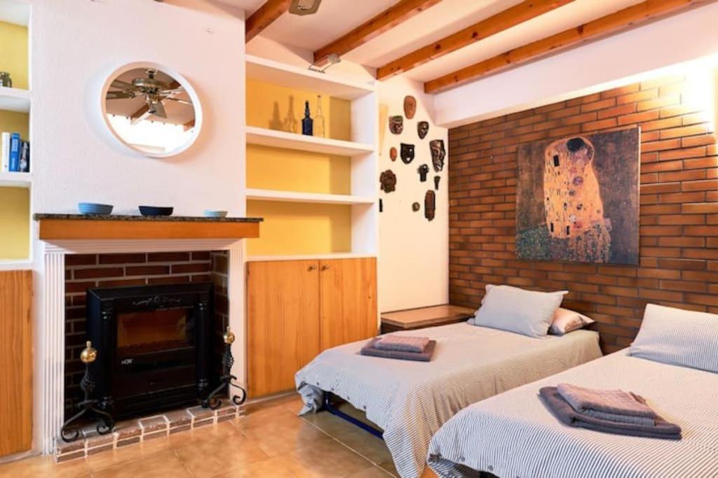 Villa Magerit, Entire Home 5 Minutes Easy Walk To Sandy Beach La Mata  Exterior photo